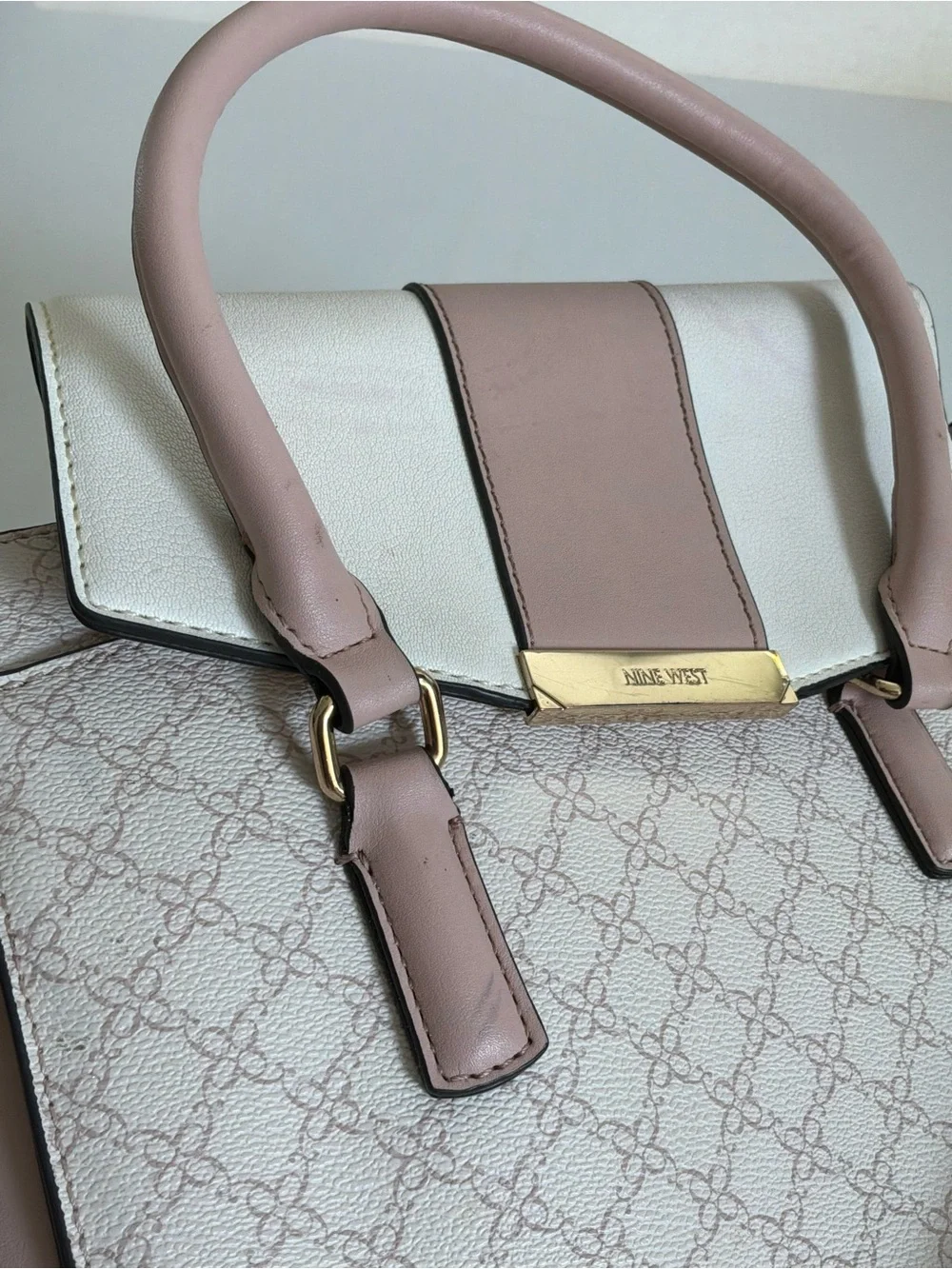 Nine West features brand